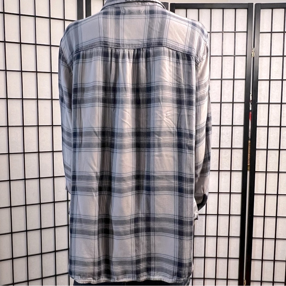 Maurices Blue Gray Plaid Long Sleeve Button Down Collared Shirt - Picture 6 of 12